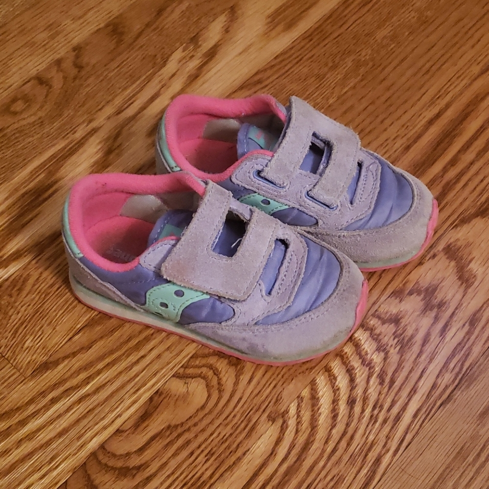 Girls Purple Sauconys